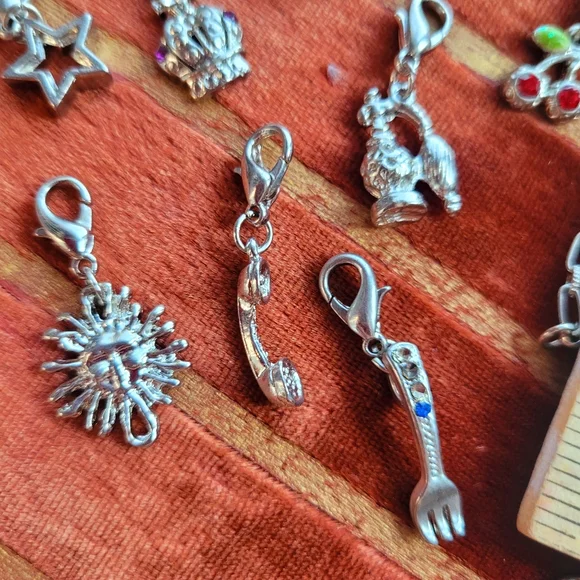 Charm Bracelet Set - Picture 2 of 9